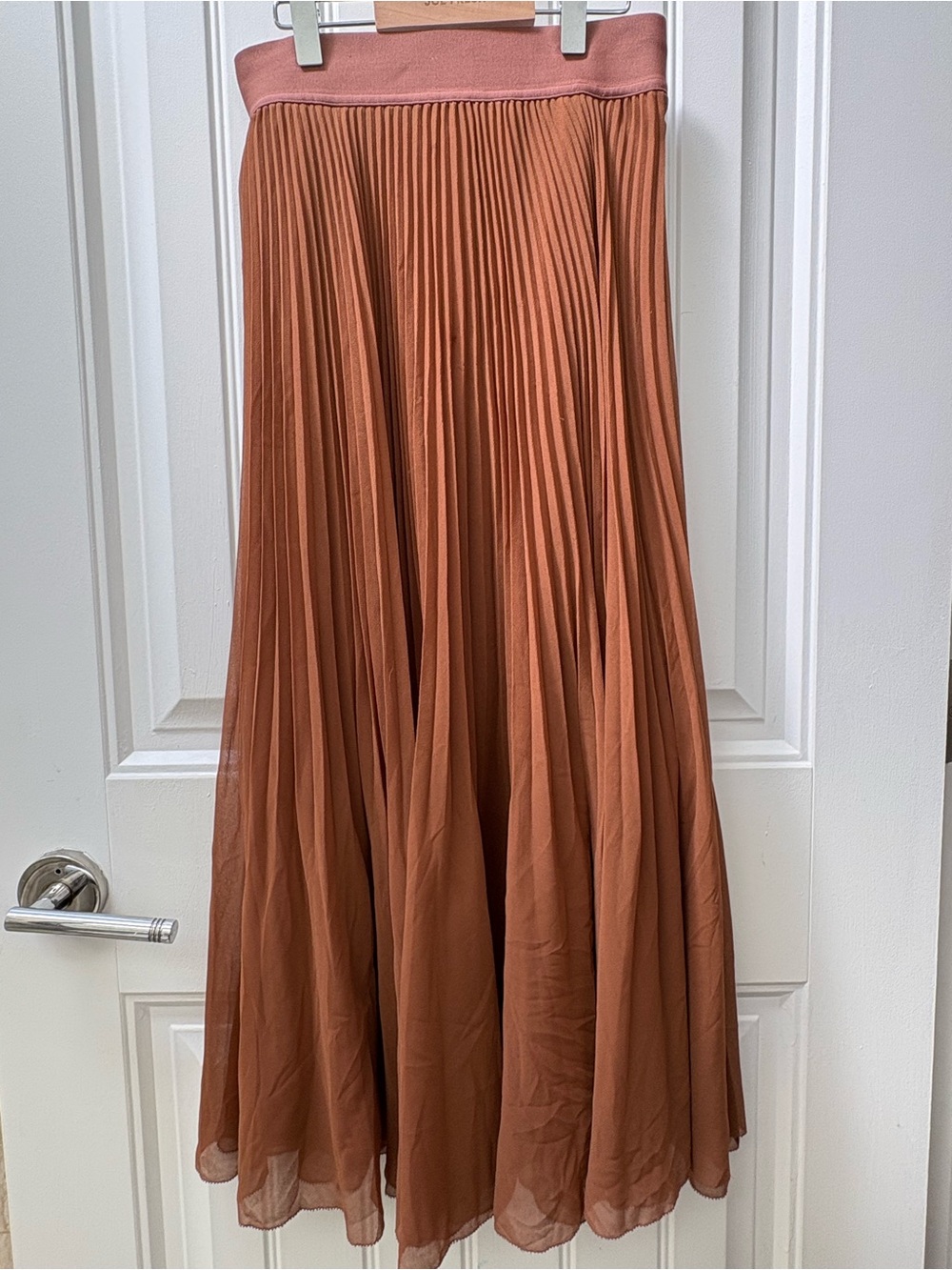 Aritzia Wilfred Chiffon Twirl Pleated Skirt size XS